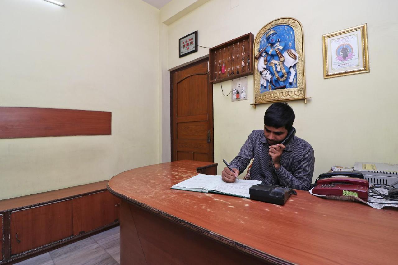 Oyo 18668 Ananya Guest House Durgāpur Extérieur photo